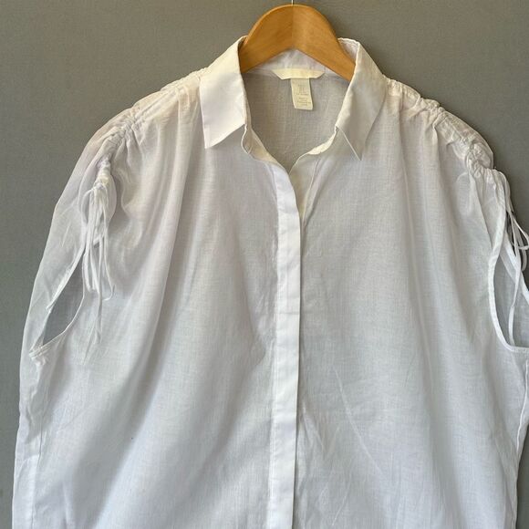 🎉5 for $45🎉  H&M Top Blouse Shirt Size S White - Picture 3 of 7